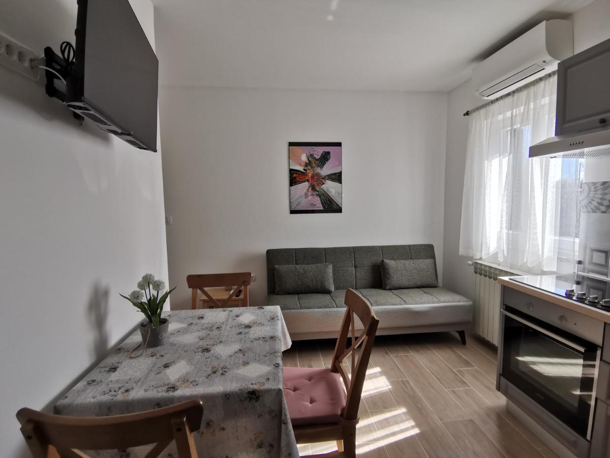 Apartman Marijeta Apartment Moscenicka Draga Exterior photo